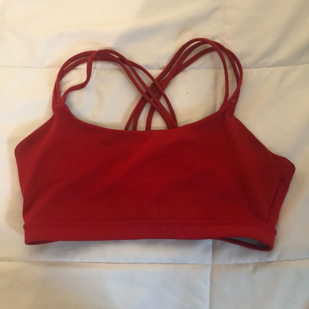 GapFit sports bra
